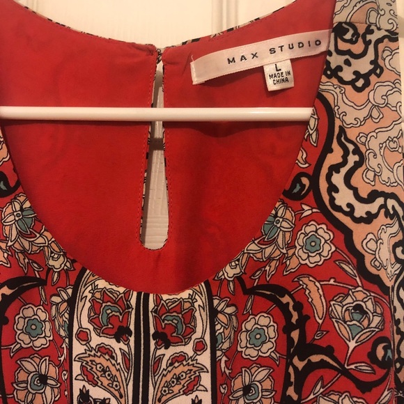 Printed Tunic, size LARGE - Picture 2 of 2